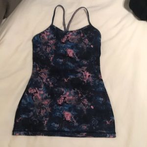 ✨Lululemon Power Y tank✨